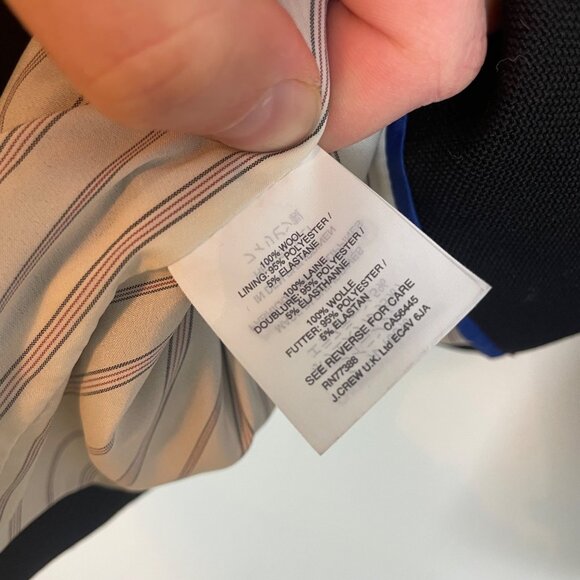 J. Crew Women's 2‎ Navy Rhodes Blazer Gold Button Italian Wool Careerwear Preppy - Picture 5 of 9